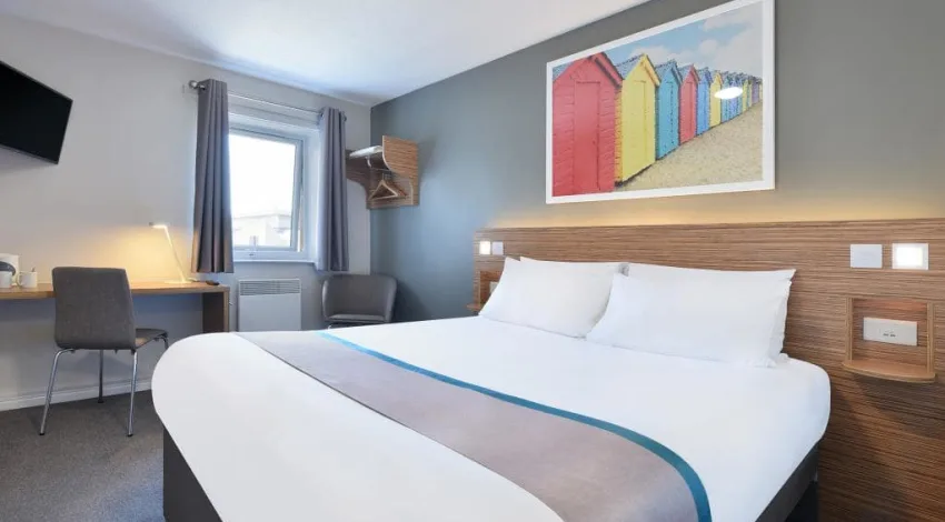 travelodge-brighton-seafront-hotel-book-now